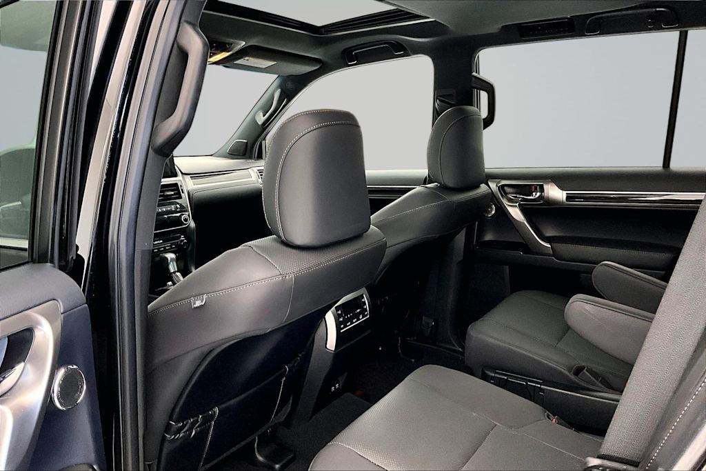 Thumbnail: 2023 Lexus GX - 13