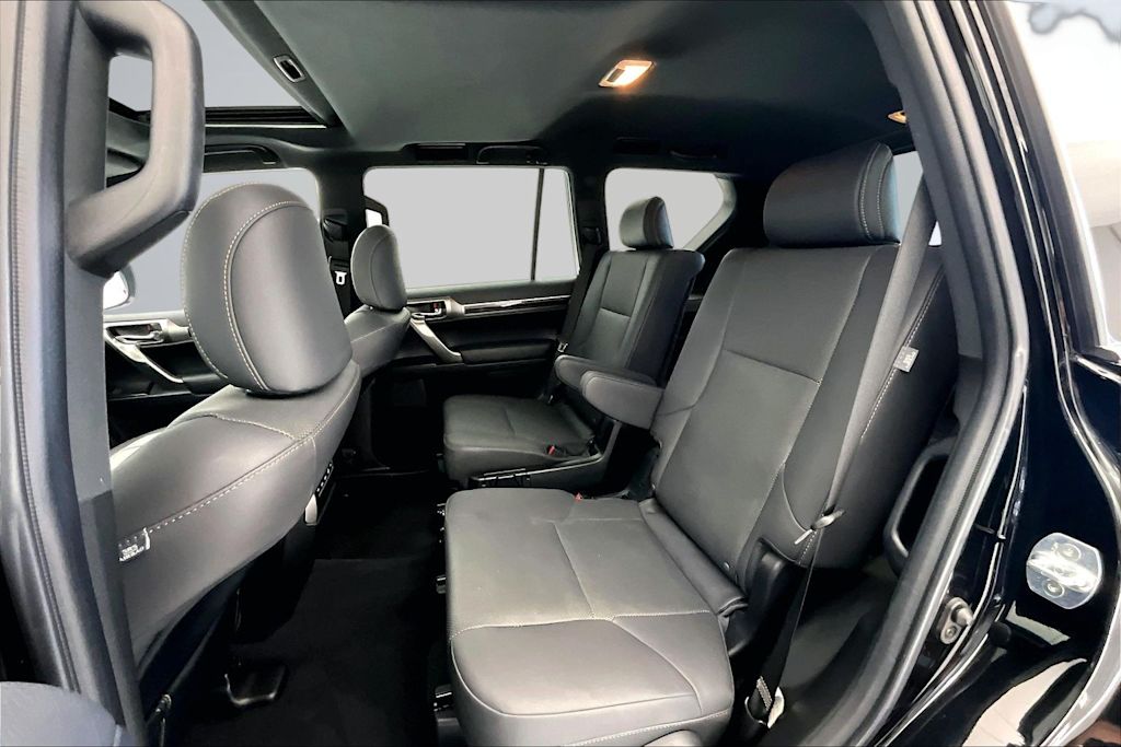 Thumbnail: 2023 Lexus GX - 21