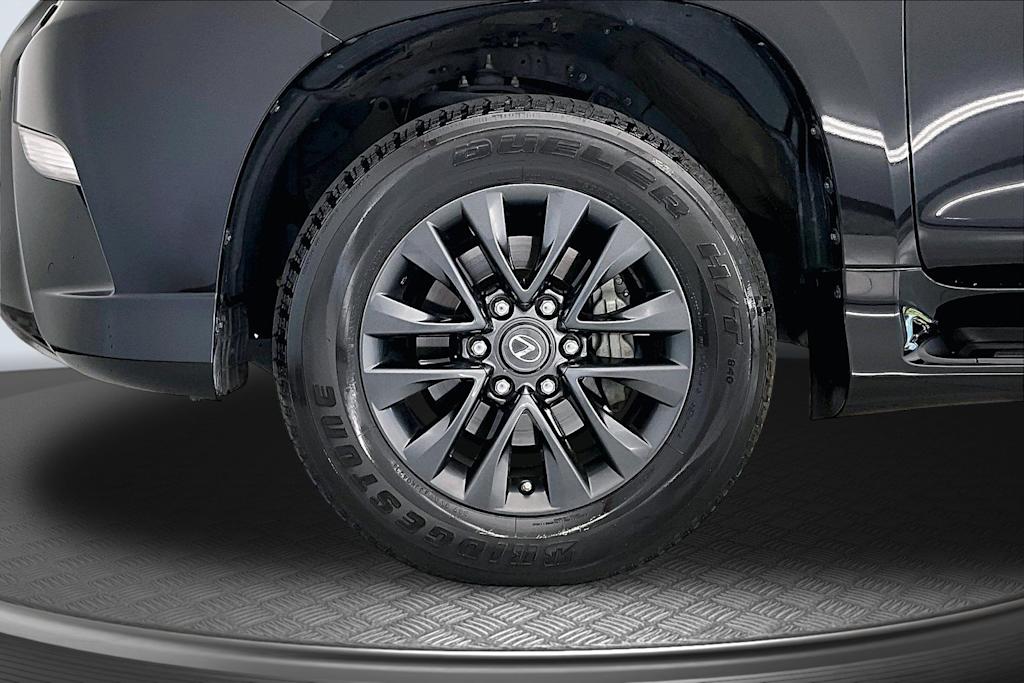 Thumbnail: 2023 Lexus GX - 8