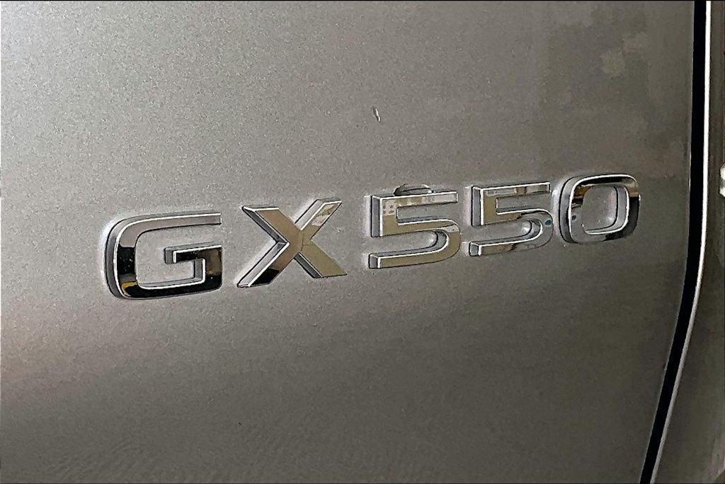 Thumbnail: 2025 Lexus ES - 7