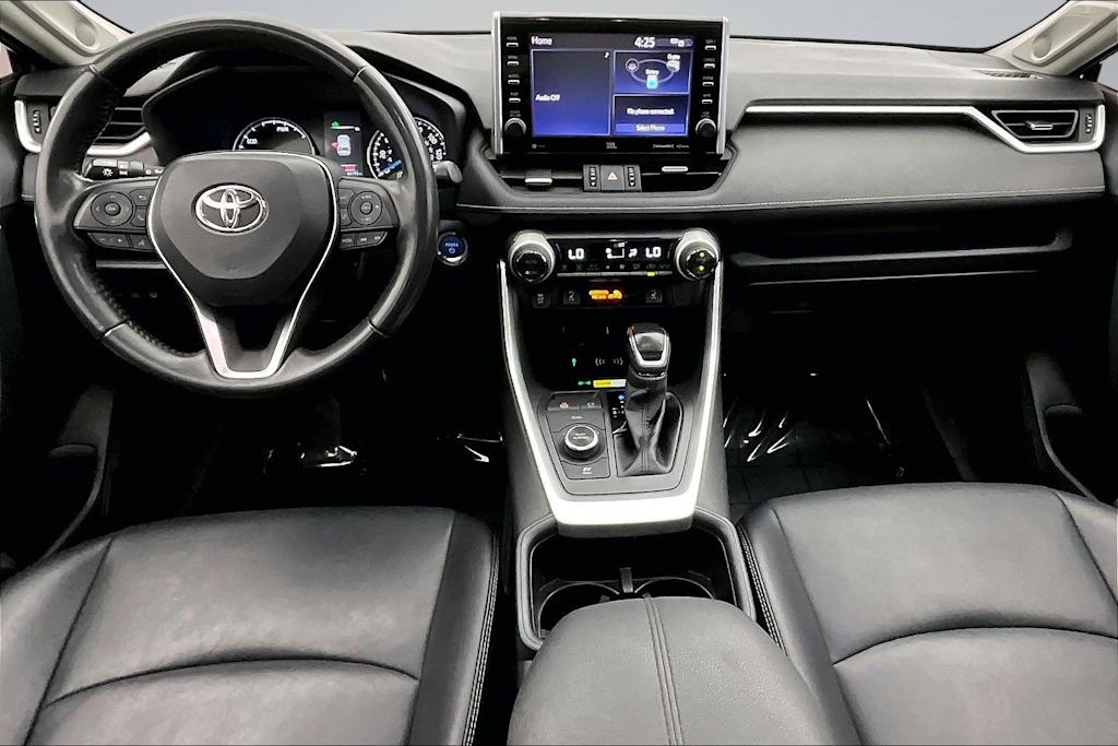 Thumbnail: 2022 Toyota RAV4 - 9
