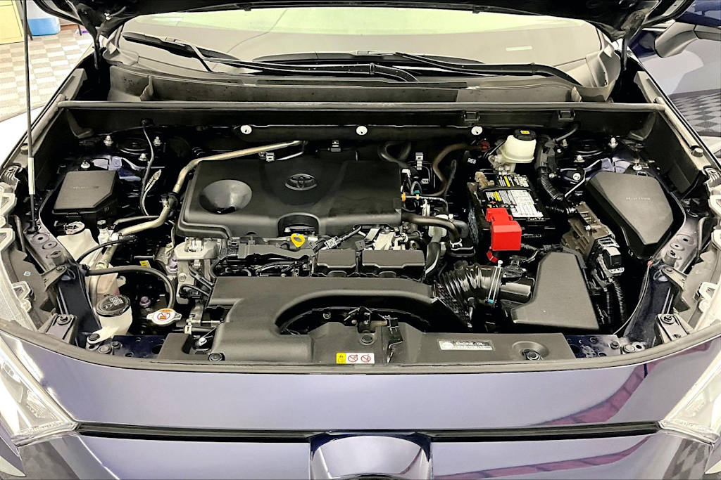 Thumbnail: 2021 Toyota RAV4 - 9