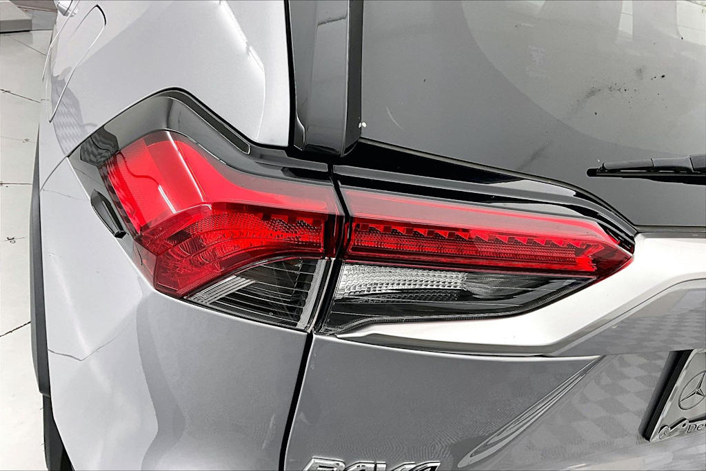 Thumbnail: 2019 Toyota RAV4 - 26