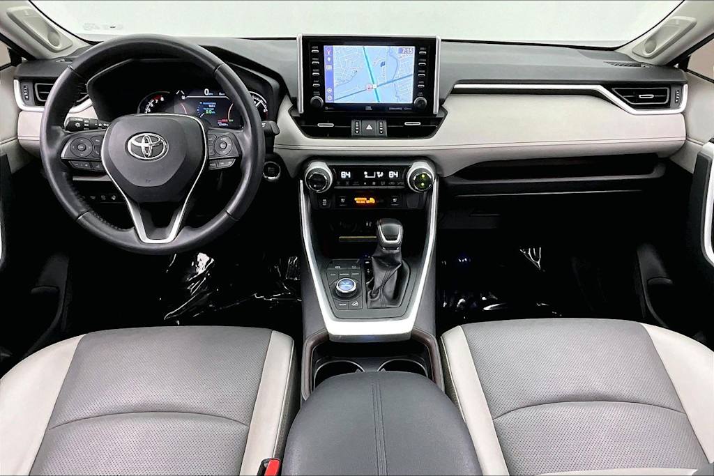 Thumbnail: 2019 Toyota RAV4 - 10