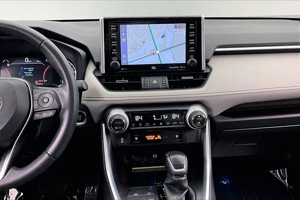 Thumbnail: 2019 Toyota RAV4 - 15