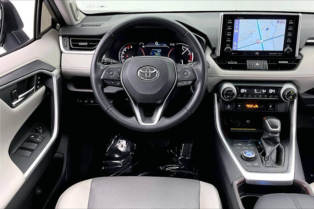 Thumbnail: 2019 Toyota RAV4 - 14