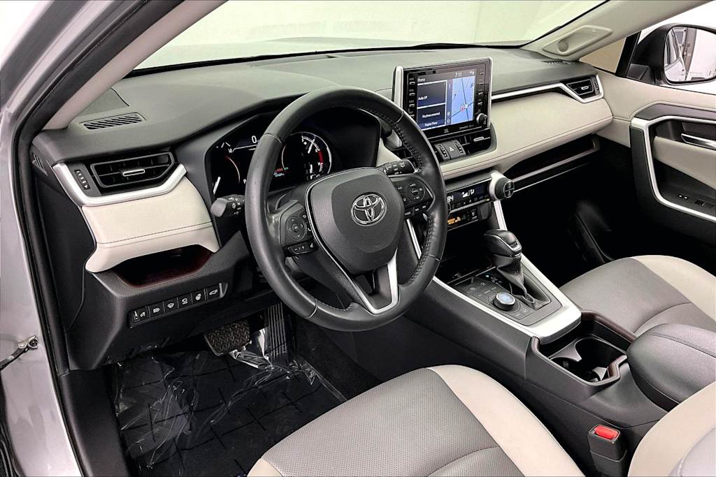 Thumbnail: 2019 Toyota RAV4 - 2
