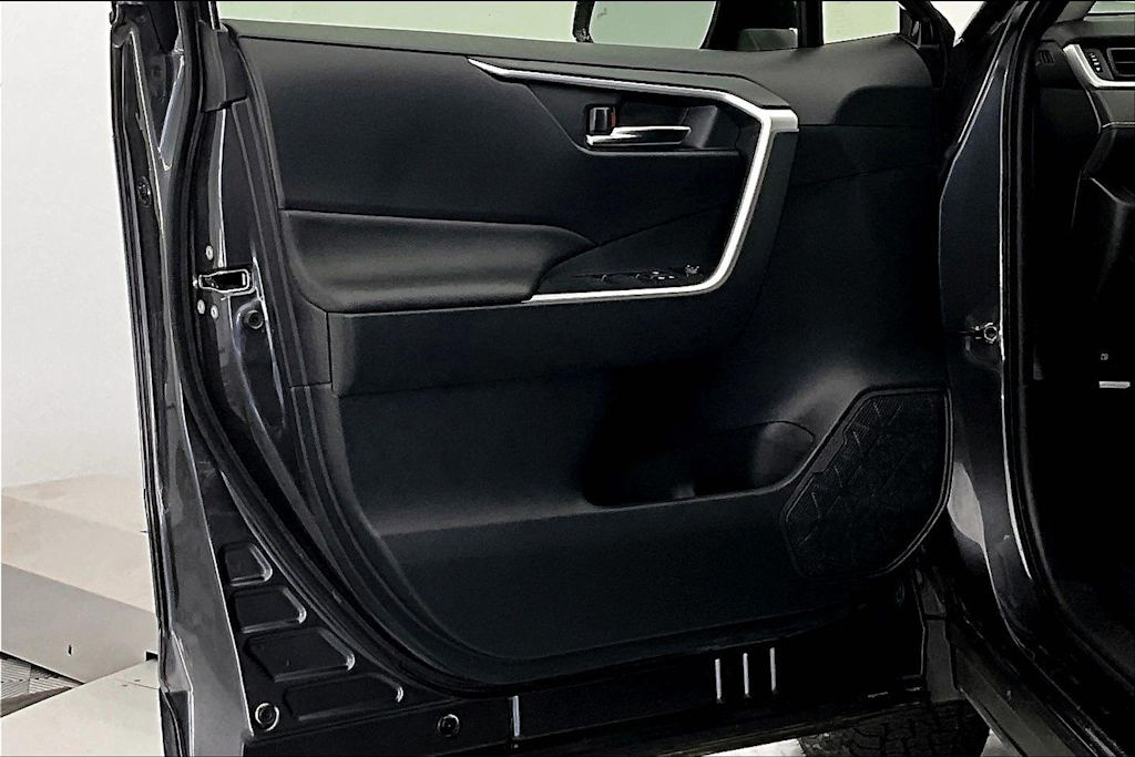 Thumbnail: 2023 Toyota RAV4 - 24