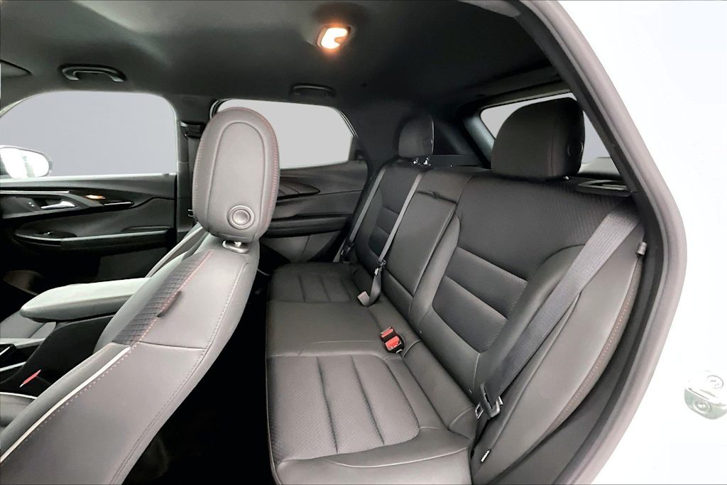 Thumbnail: 2021 Chevrolet TrailBlazer - 21