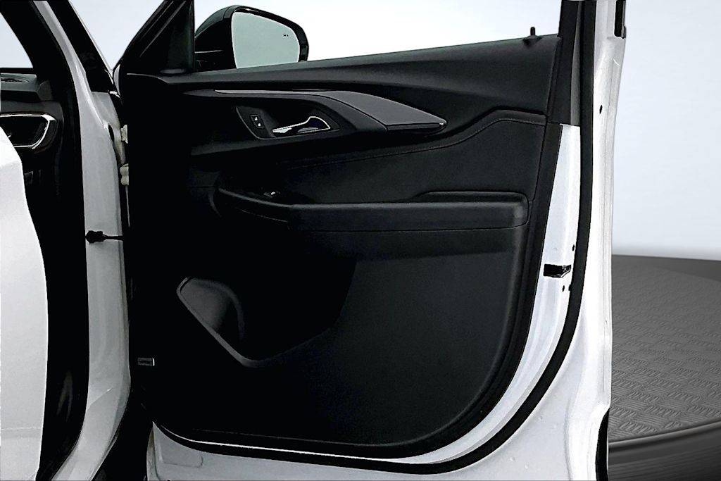Thumbnail: 2021 Chevrolet TrailBlazer - 25