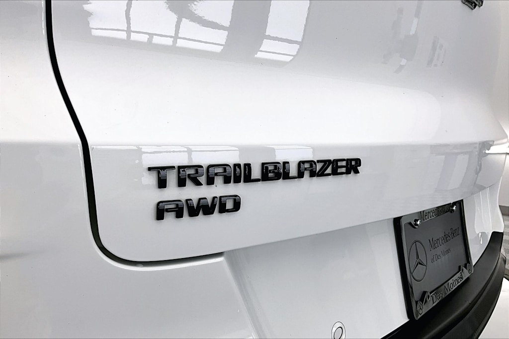 Thumbnail: 2021 Chevrolet TrailBlazer - 6