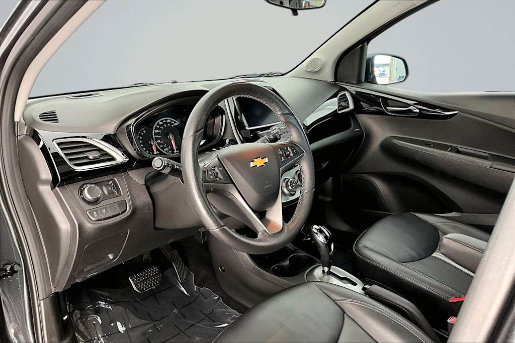 Thumbnail: 2022 Chevrolet Spark - 2