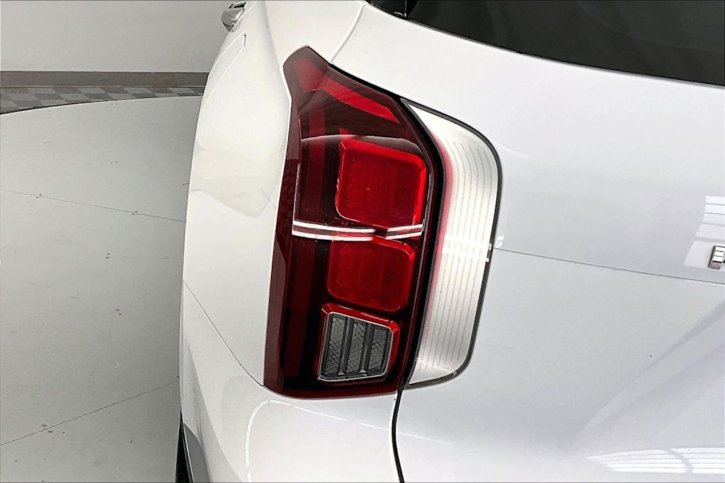Thumbnail: 2023 Hyundai Palisade - 26