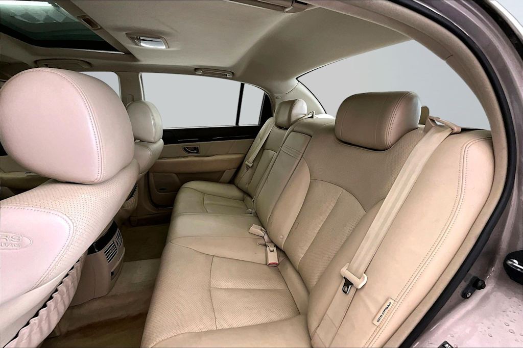 Thumbnail: 2008 Kia Amanti - 21