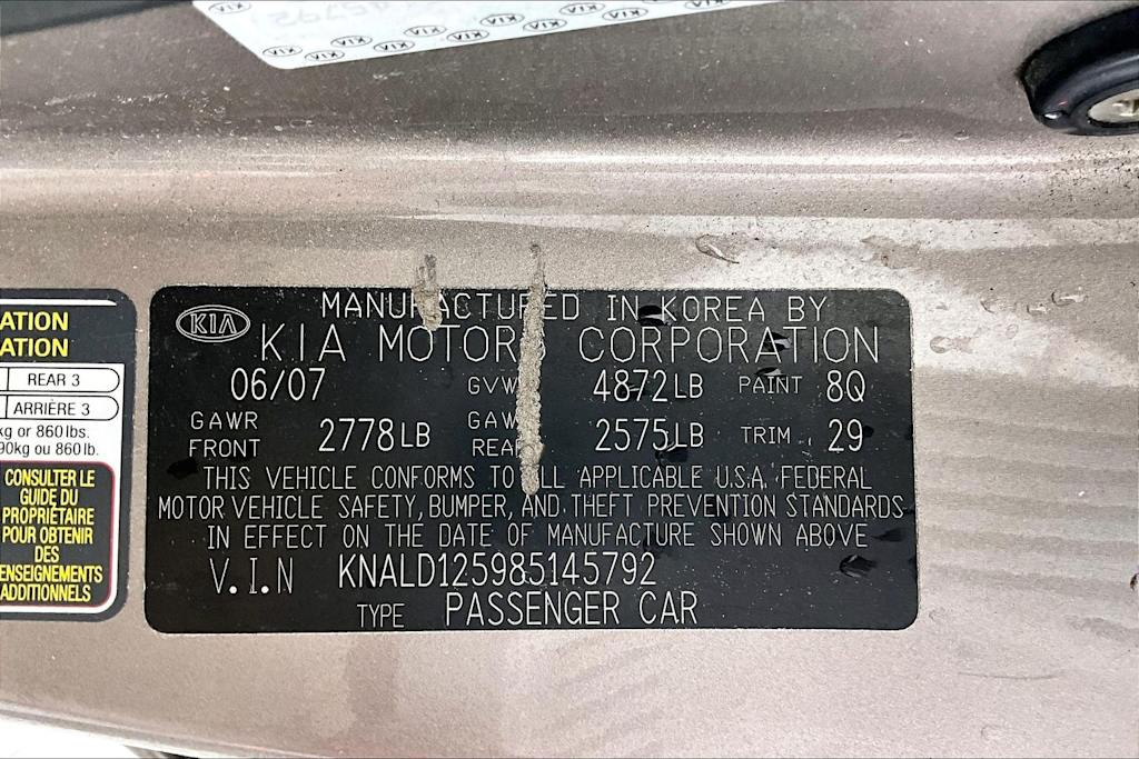 Thumbnail: 2008 Kia Amanti - 20