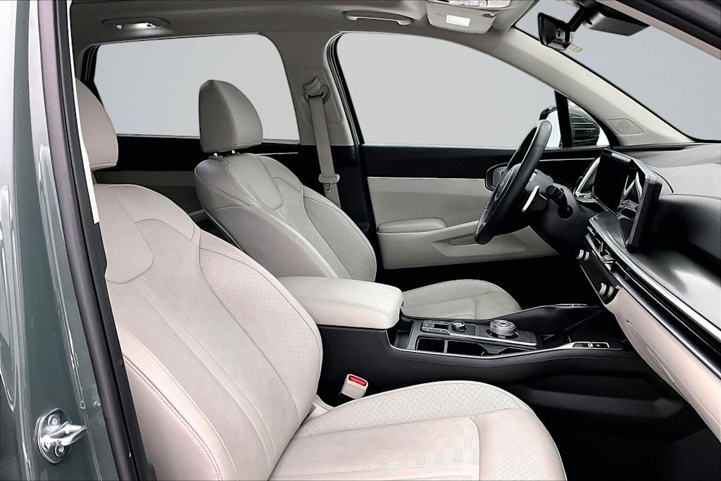 Thumbnail: 2025 Kia Sorento - 12