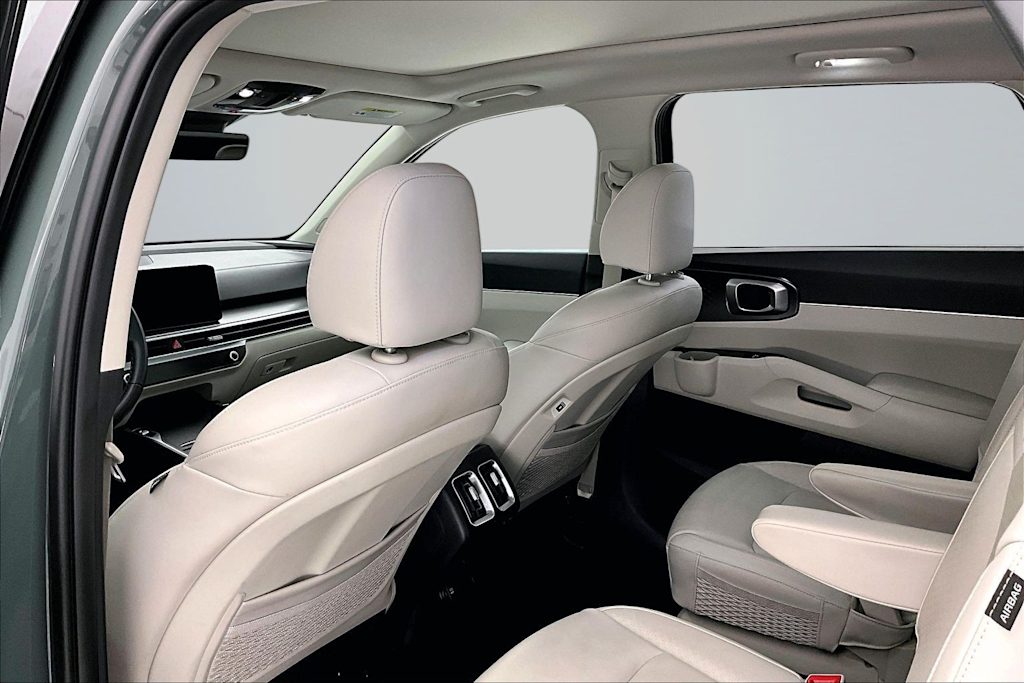 Thumbnail: 2025 Kia Sorento - 13