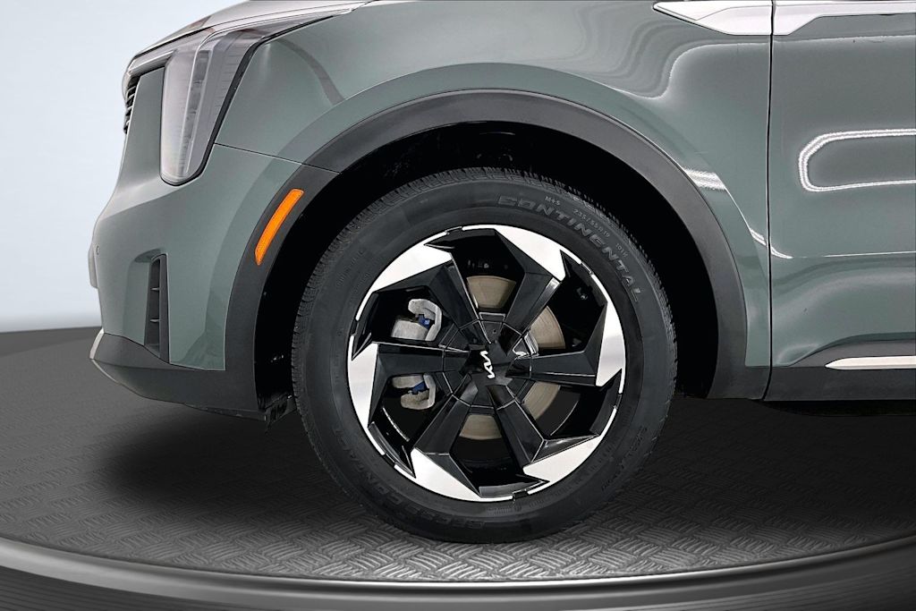 Thumbnail: 2025 Kia Sorento - 8