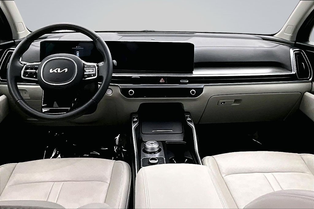 Thumbnail: 2025 Kia Sorento - 10