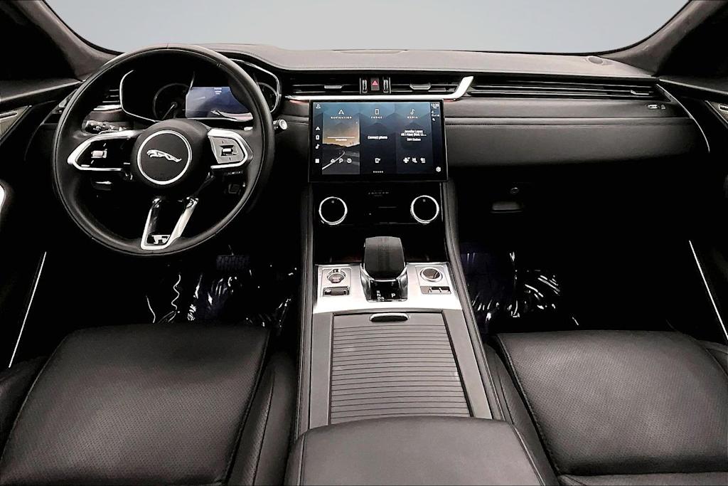 Thumbnail: 2023 Jaguar F-Pace - 8