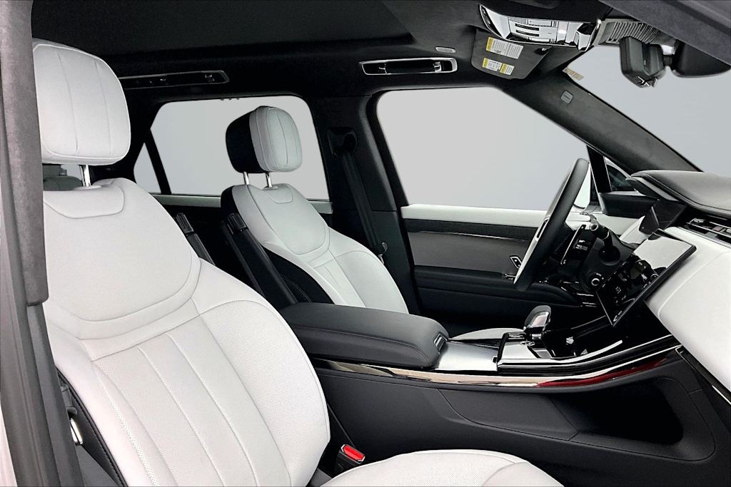 Thumbnail: 2025 Land Rover Range Rover Sport - 12