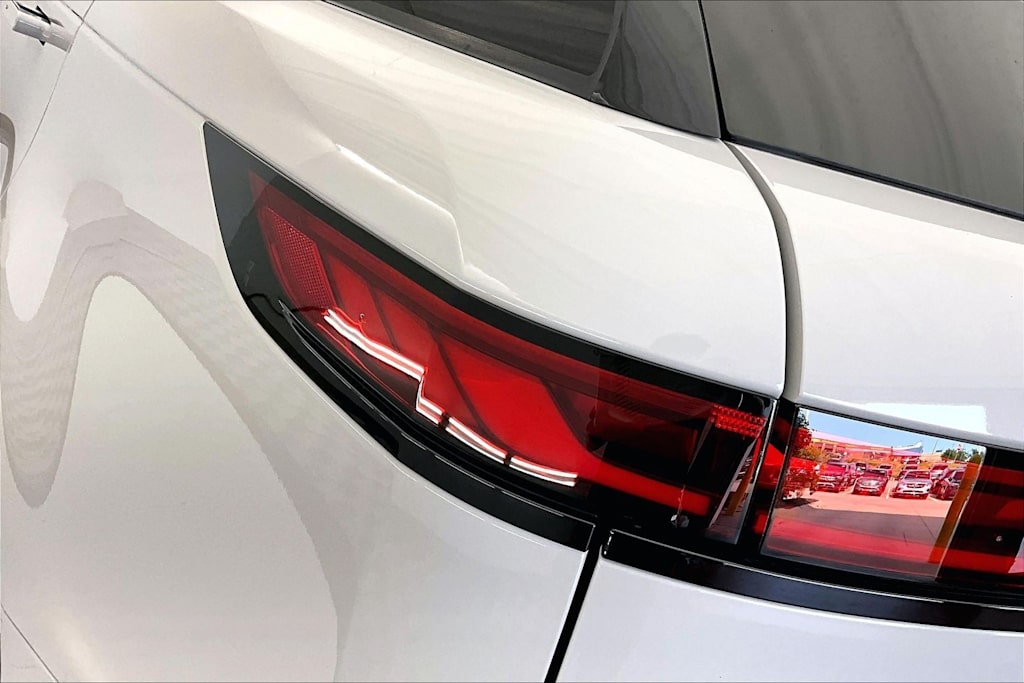 Thumbnail: 2025 Land Rover Range Rover Sport - 26