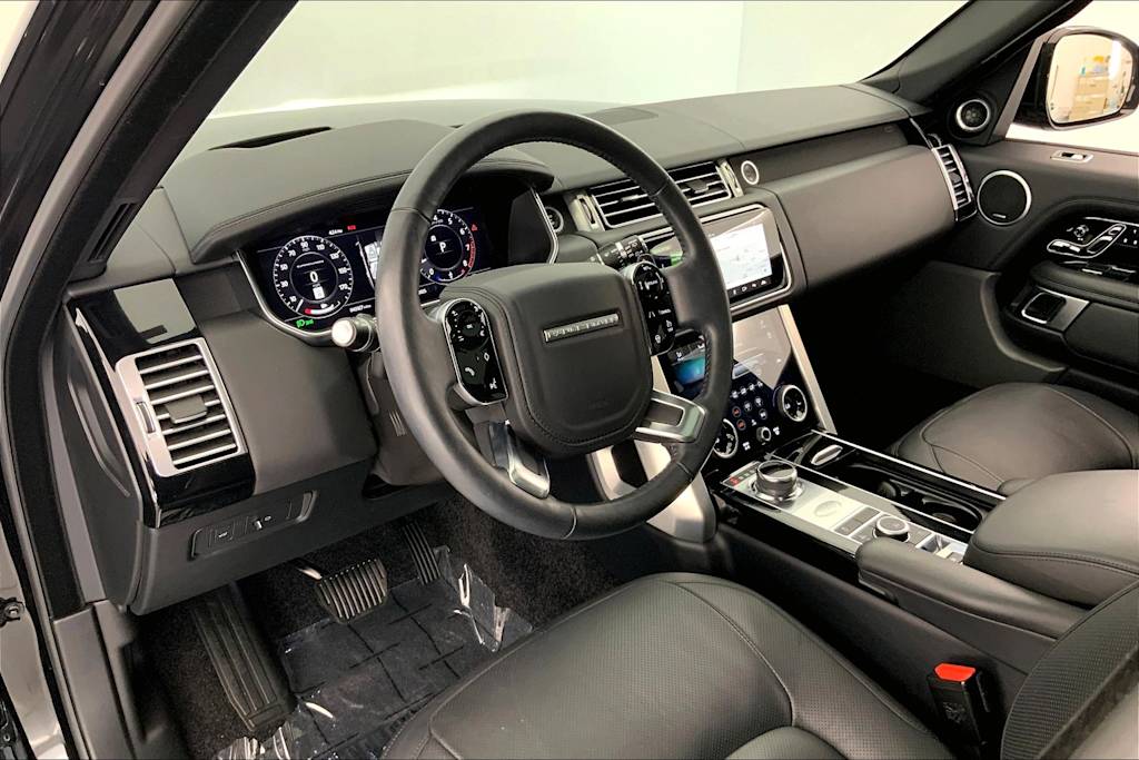 Thumbnail: 2018 Land Rover Range Rover - 2