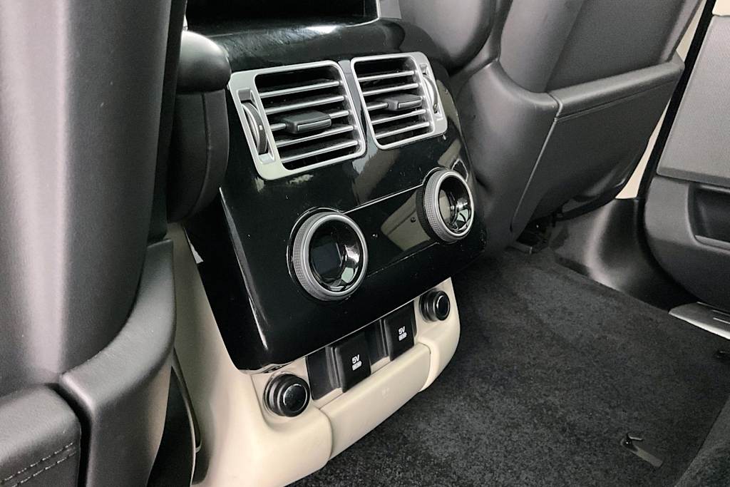 Thumbnail: 2020 Land Rover Range Rover - 29