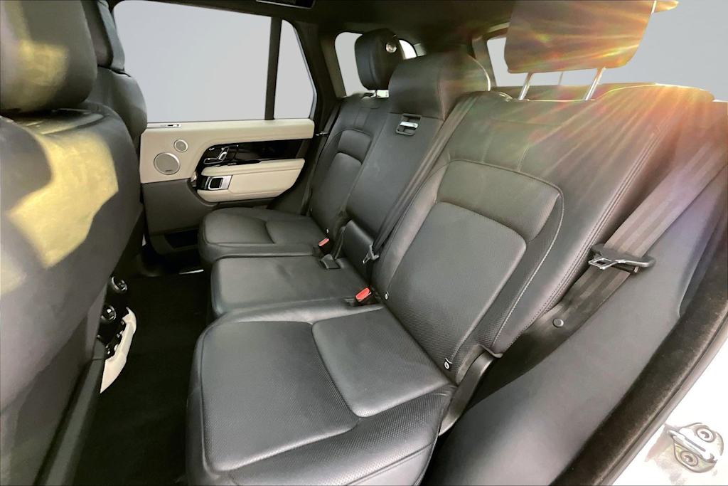 Thumbnail: 2020 Land Rover Range Rover - 22
