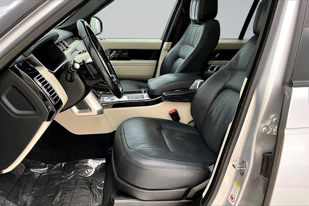 Thumbnail: 2020 Land Rover Range Rover - 11