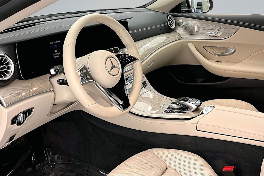 Thumbnail: 2022 Mercedes-Benz E-Class - 2