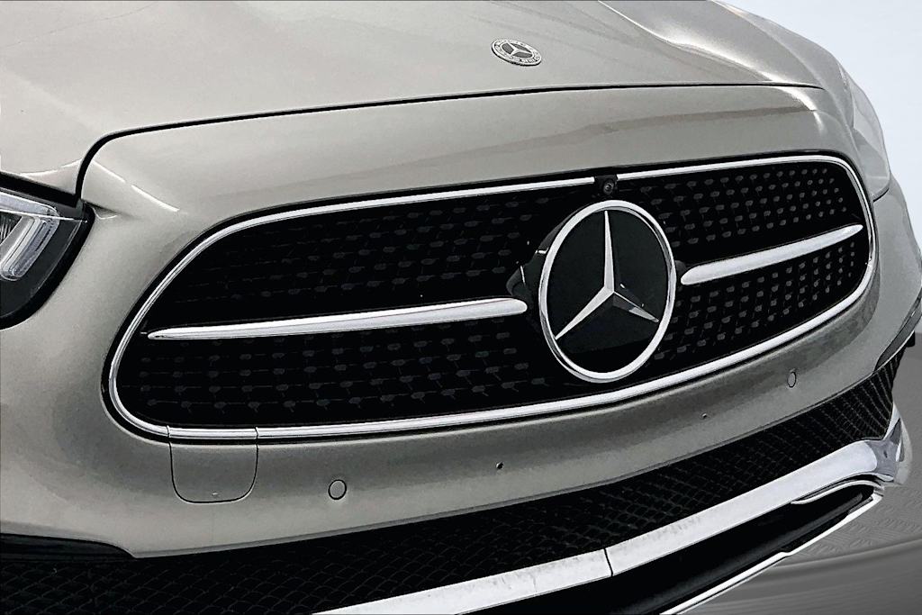 Thumbnail: 2022 Mercedes-Benz E-Class - 27