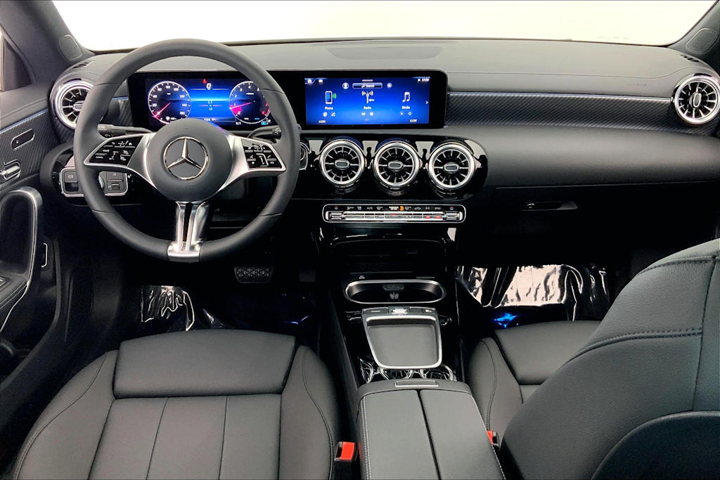 Thumbnail: 2025 Mercedes-Benz CLA - 9