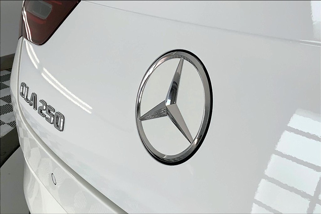 Thumbnail: 2025 Mercedes-Benz CLA - 23