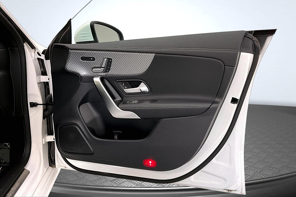 Thumbnail: 2025 Mercedes-Benz CLA - 25