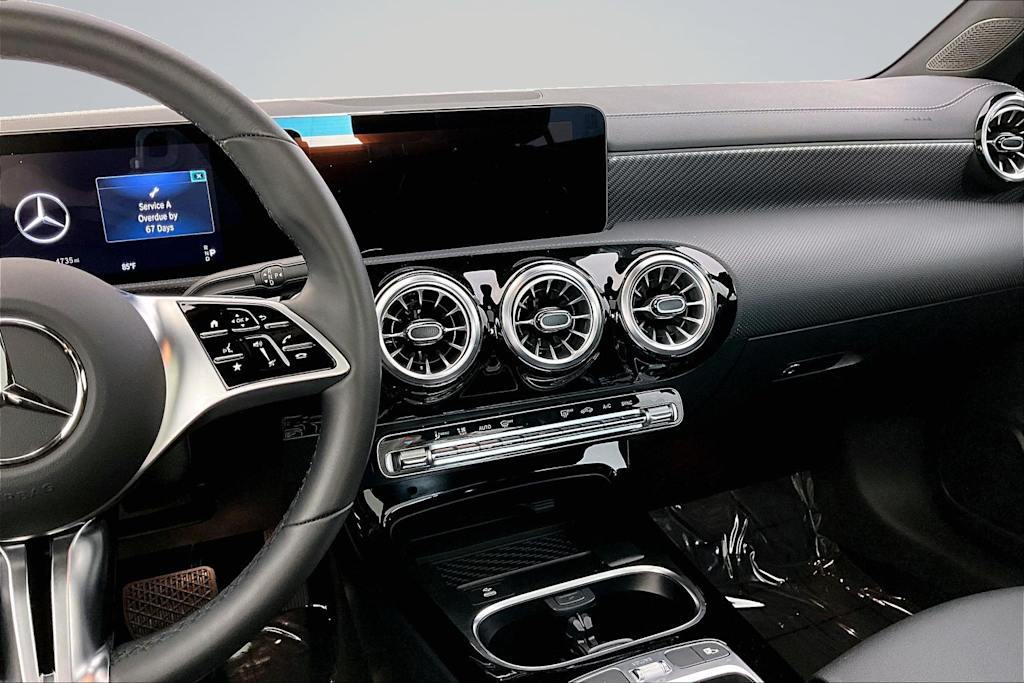 Thumbnail: 2025 Mercedes-Benz CLA - 15