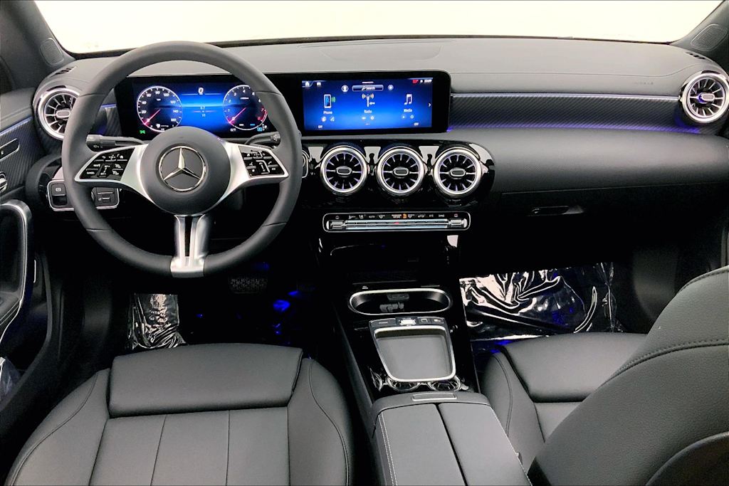Thumbnail: 2025 Mercedes-Benz CLA - 10