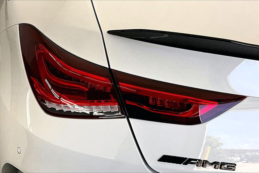 Thumbnail: 2022 Mercedes-Benz CLA - 26