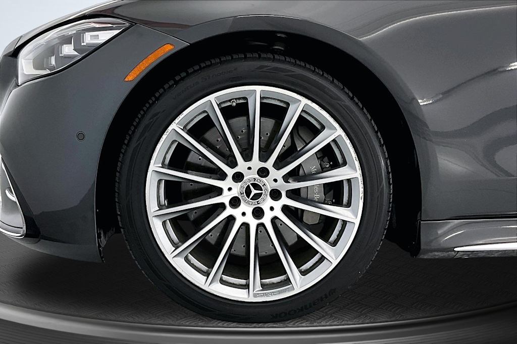 Thumbnail: 2022 Mercedes-Benz S-Class - 7