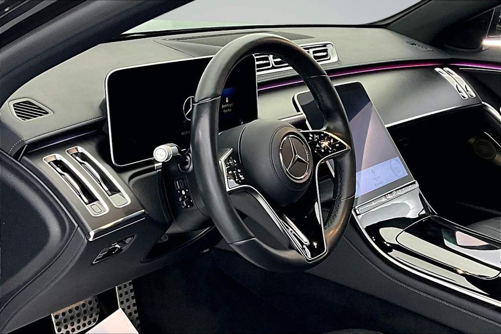 Thumbnail: 2022 Mercedes-Benz S-Class - 2