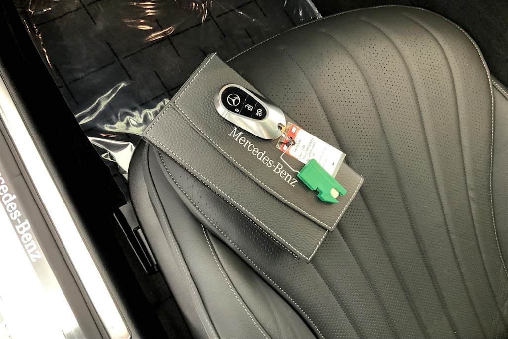 Thumbnail: 2022 Mercedes-Benz S-Class - 18