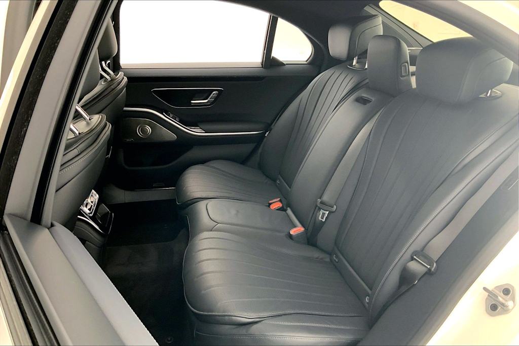 Thumbnail: 2022 Mercedes-Benz S-Class - 20