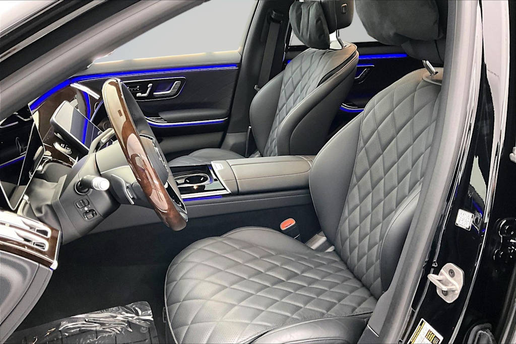 Thumbnail: 2025 Mercedes-Benz S-Class - 10