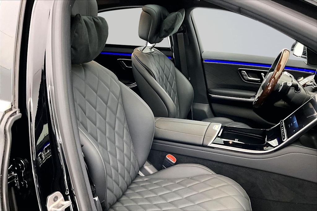 Thumbnail: 2025 Mercedes-Benz S-Class - 11