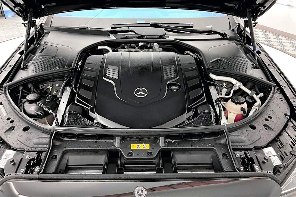Thumbnail: 2025 Mercedes-Benz S-Class - 8
