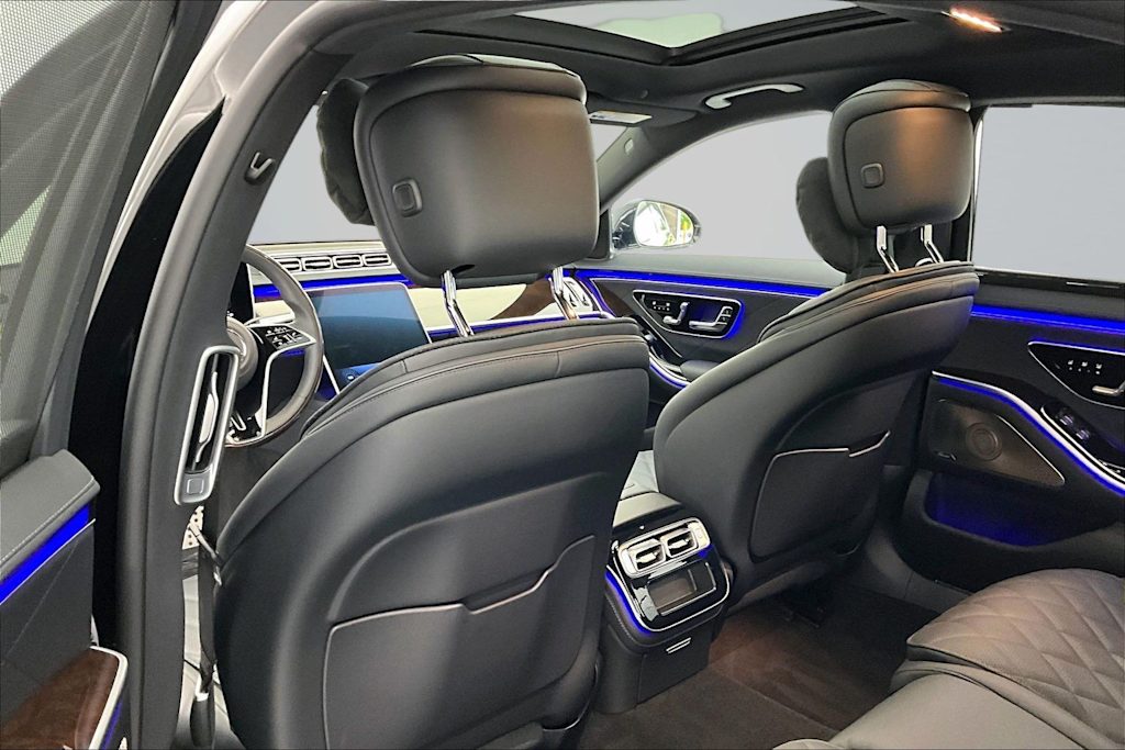 Thumbnail: 2025 Mercedes-Benz S-Class - 12