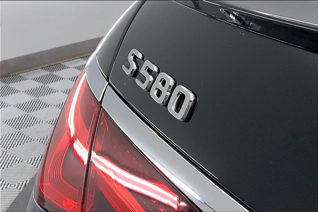 Thumbnail: 2026 Mercedes-Benz S-Class - 7