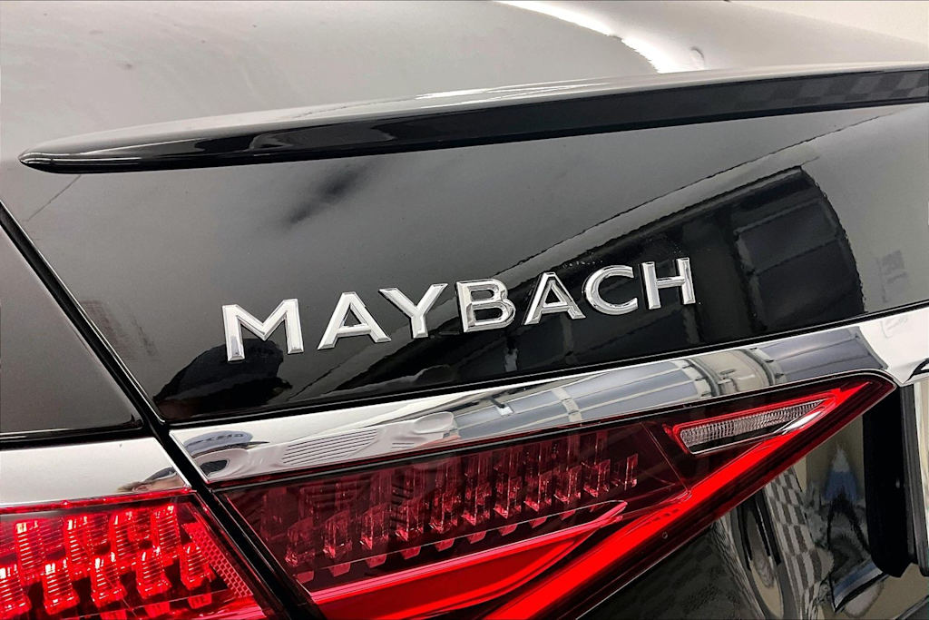 Thumbnail: 2023 Mercedes-Benz S-Class - 7