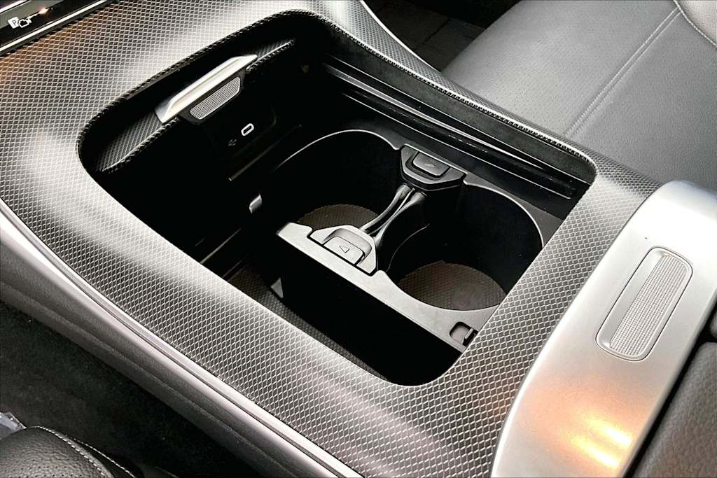 Thumbnail: 2024 Mercedes-Benz C-Class - 28
