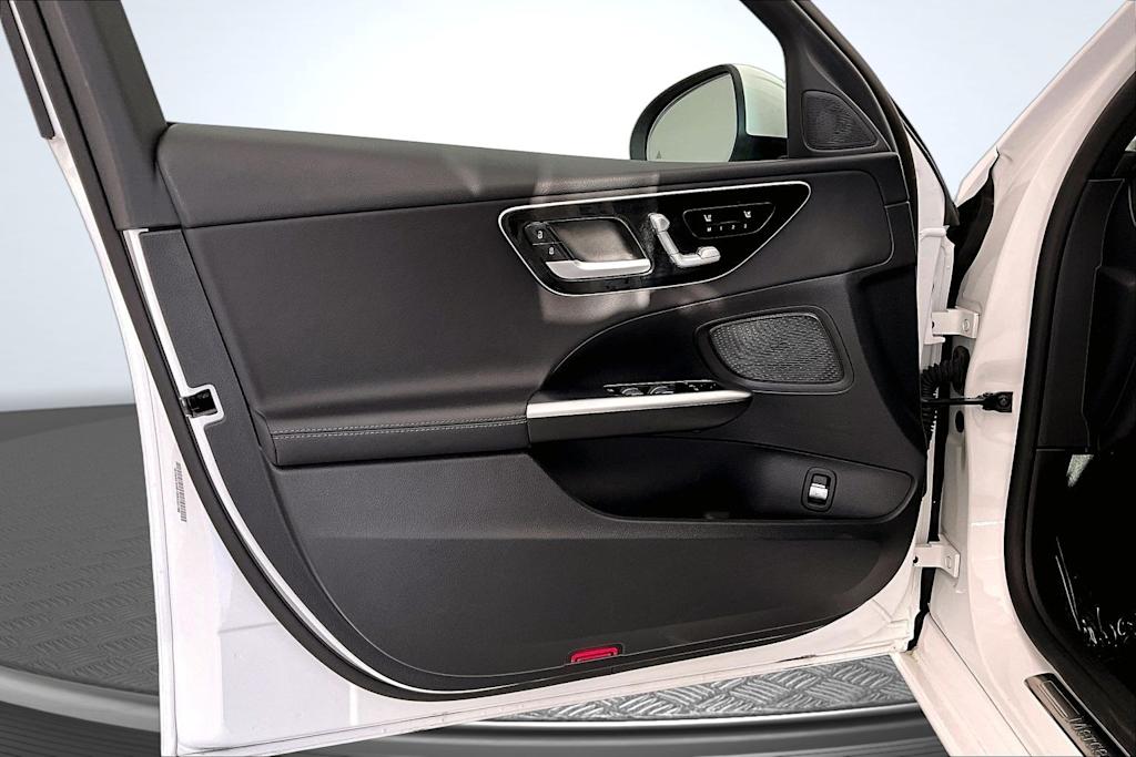Thumbnail: 2024 Mercedes-Benz C-Class - 24